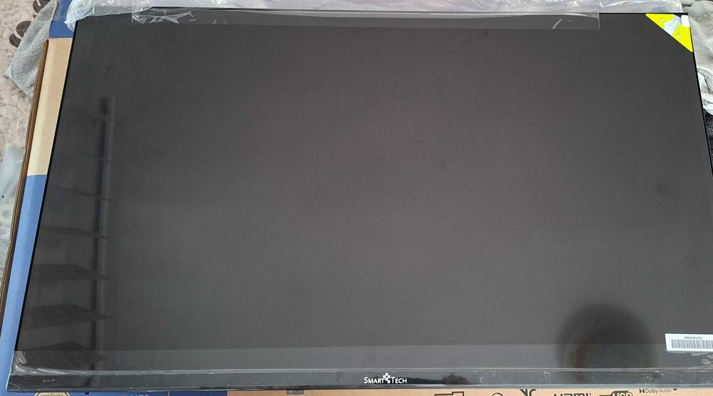 Vând Smart Tech nou