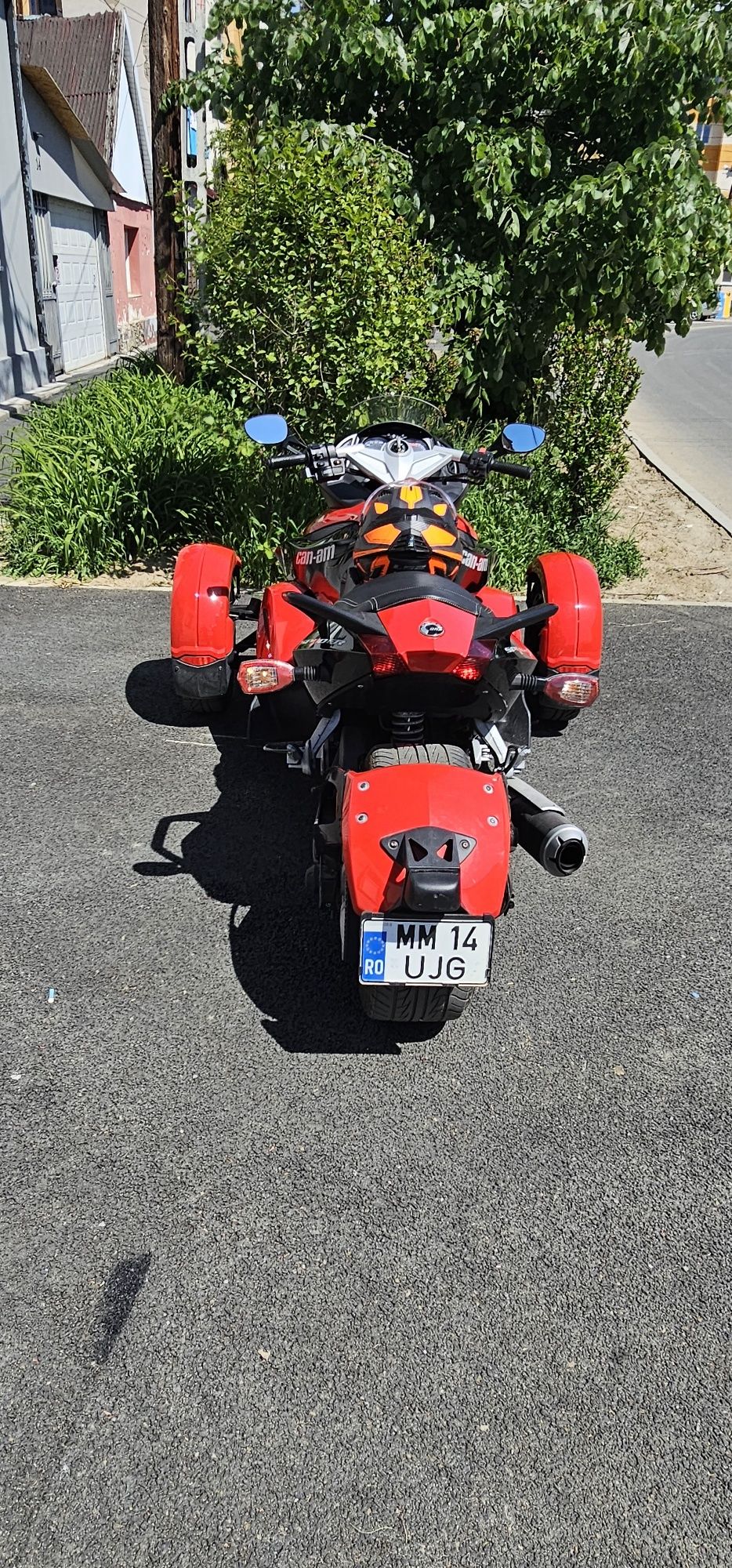 Vând CanAm Spyder 2009