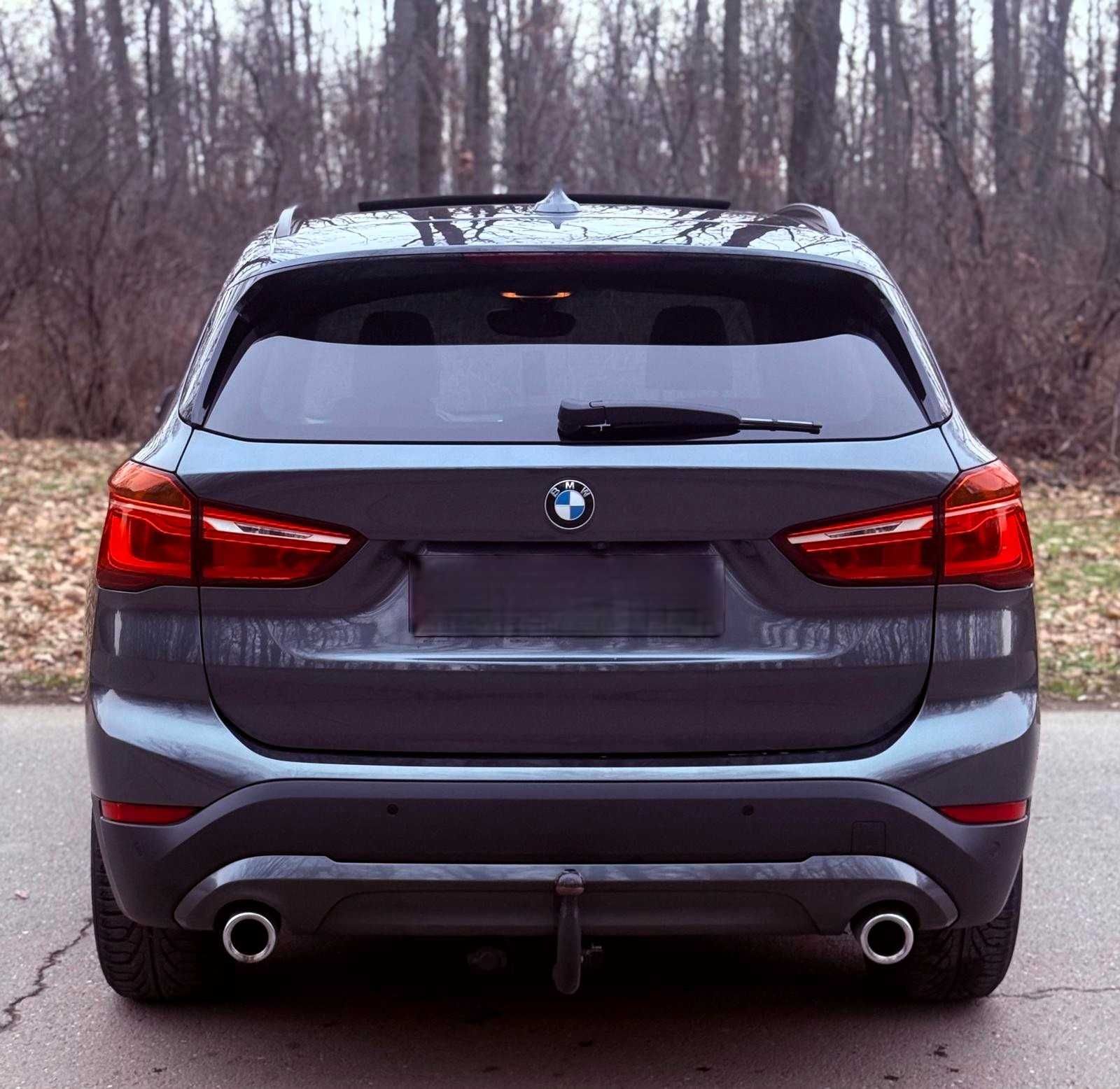 Bmw X1 2.0d  Trapa / Panorama / Piele