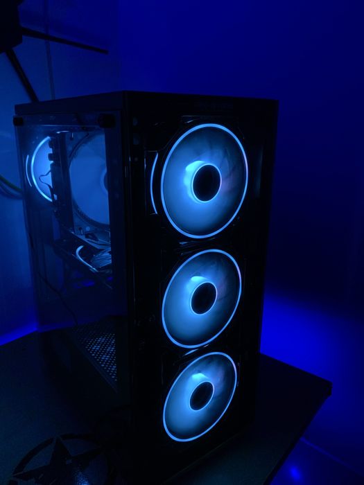 PC Gaming i7-9700K + RX 6600 8GB (sigiliu) / 16GB RAM / Z390-P / 650W