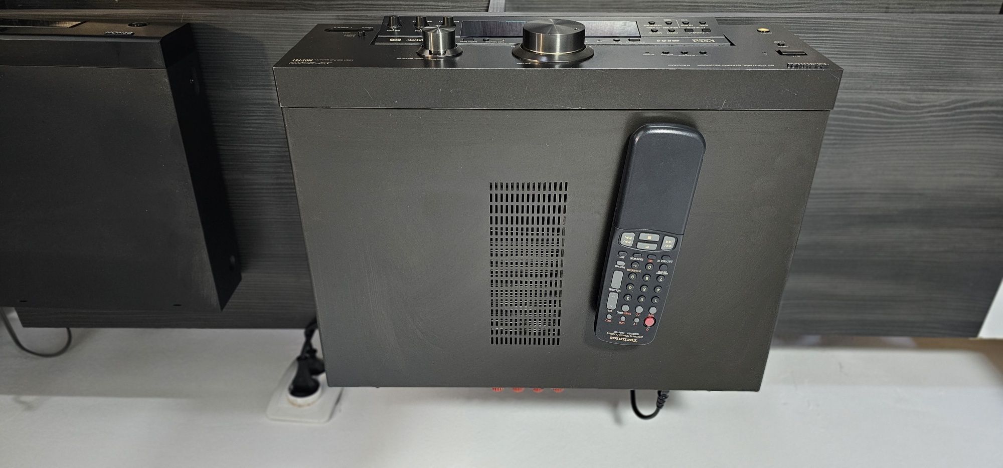 Amplificator Technics SA-DA10 cu telecomanda