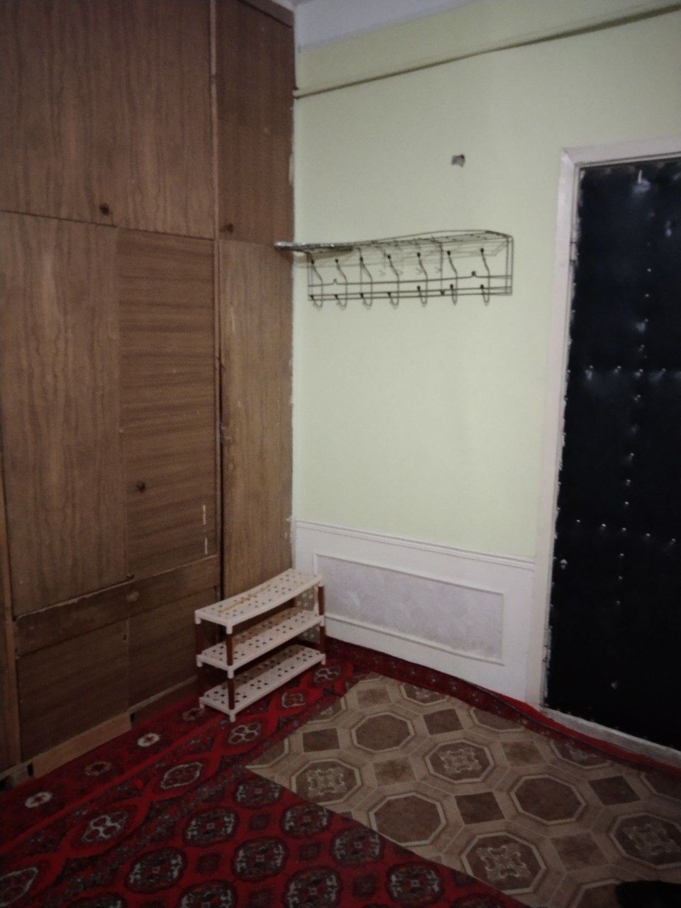 3 xonali kv ijaraga beriladi