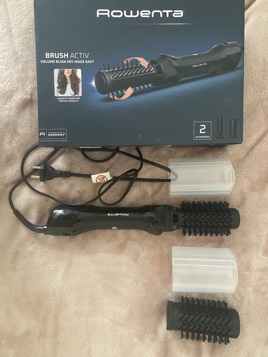 Въртяща се четка с горещ въздух ROWENTA Brush Activ UB9520F0