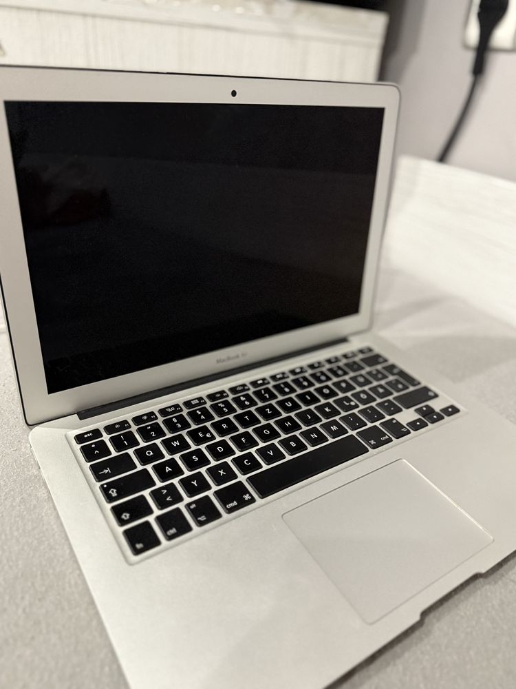 Apple MacBook Air 2014