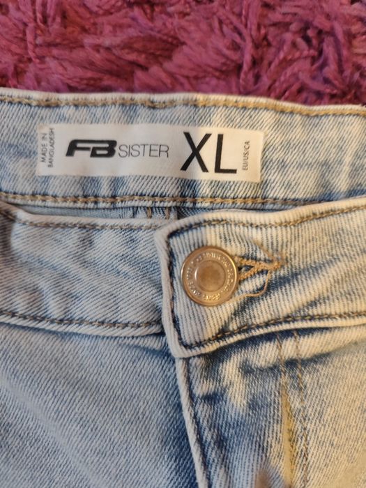 Blugi de dama mărimea Xl