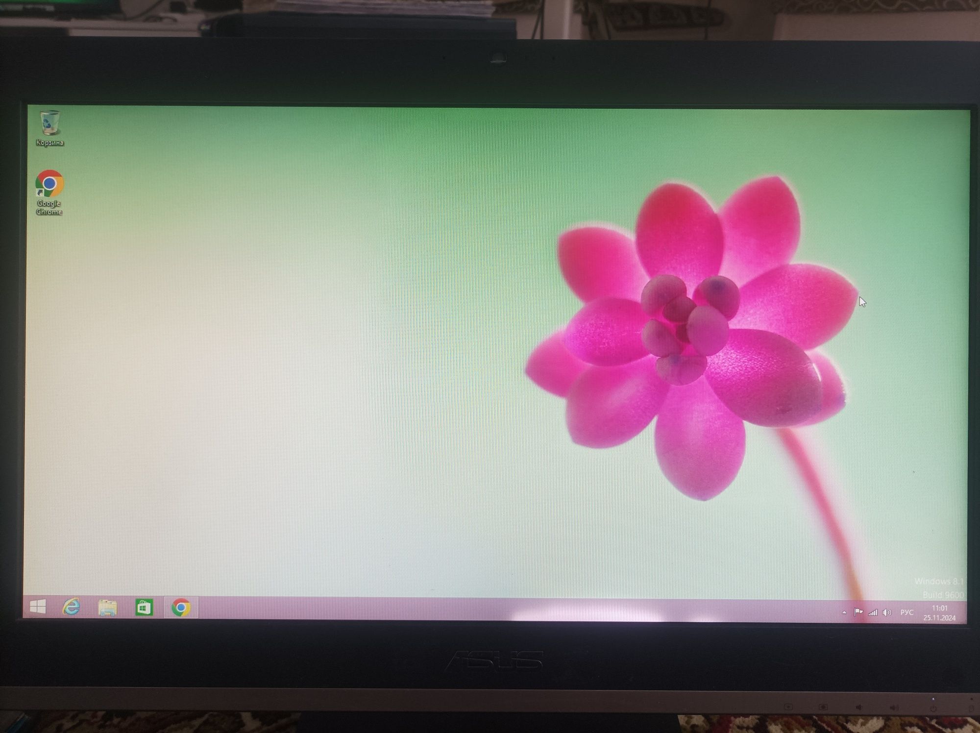 Продам моноблок ASUS (компьютер)