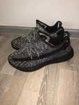 Yeezy 350 black static_reflective