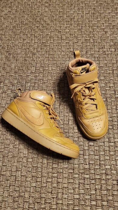 Nike Air Jordan...