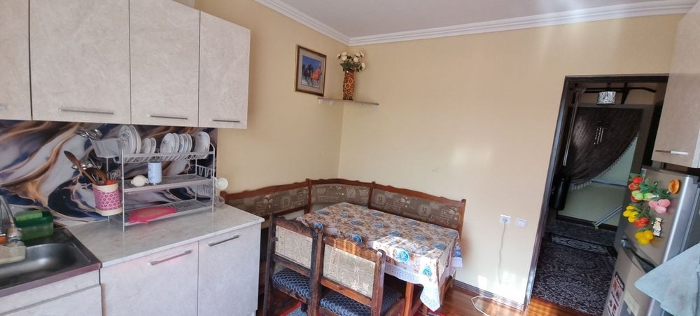 Vatniyda 2 xonali uy sotiladi