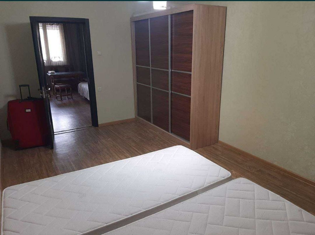 Продается квартира Буз 1 Художники 2 комнаты