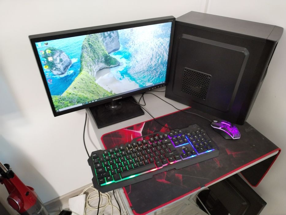 Vand/schimb unitate pc gaming