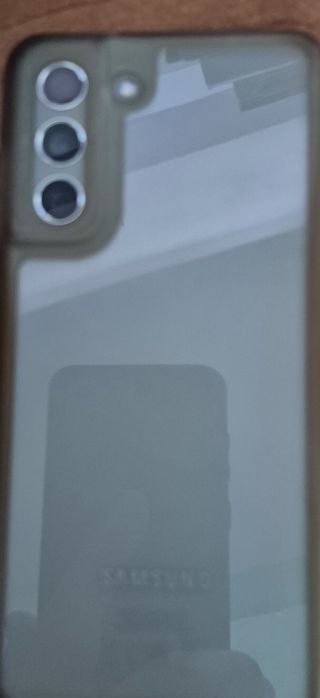 Vând samsung S21 FE