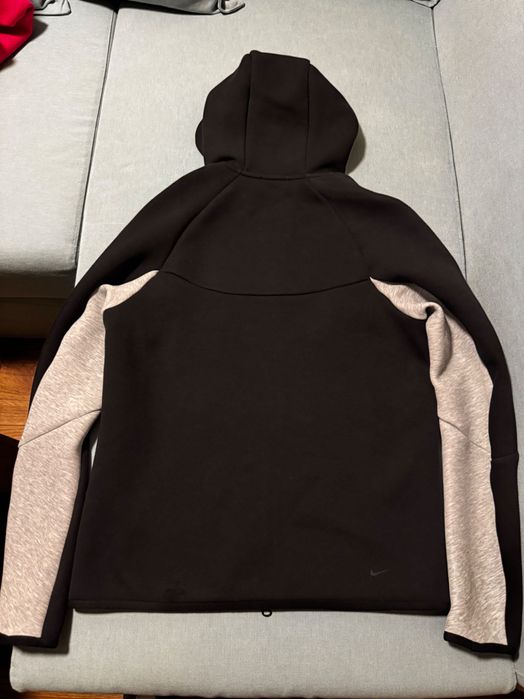 Nike Tech Fleece мъжко горнище с качулка, размер S