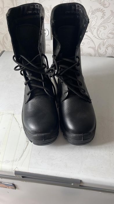 Продам берцы новые