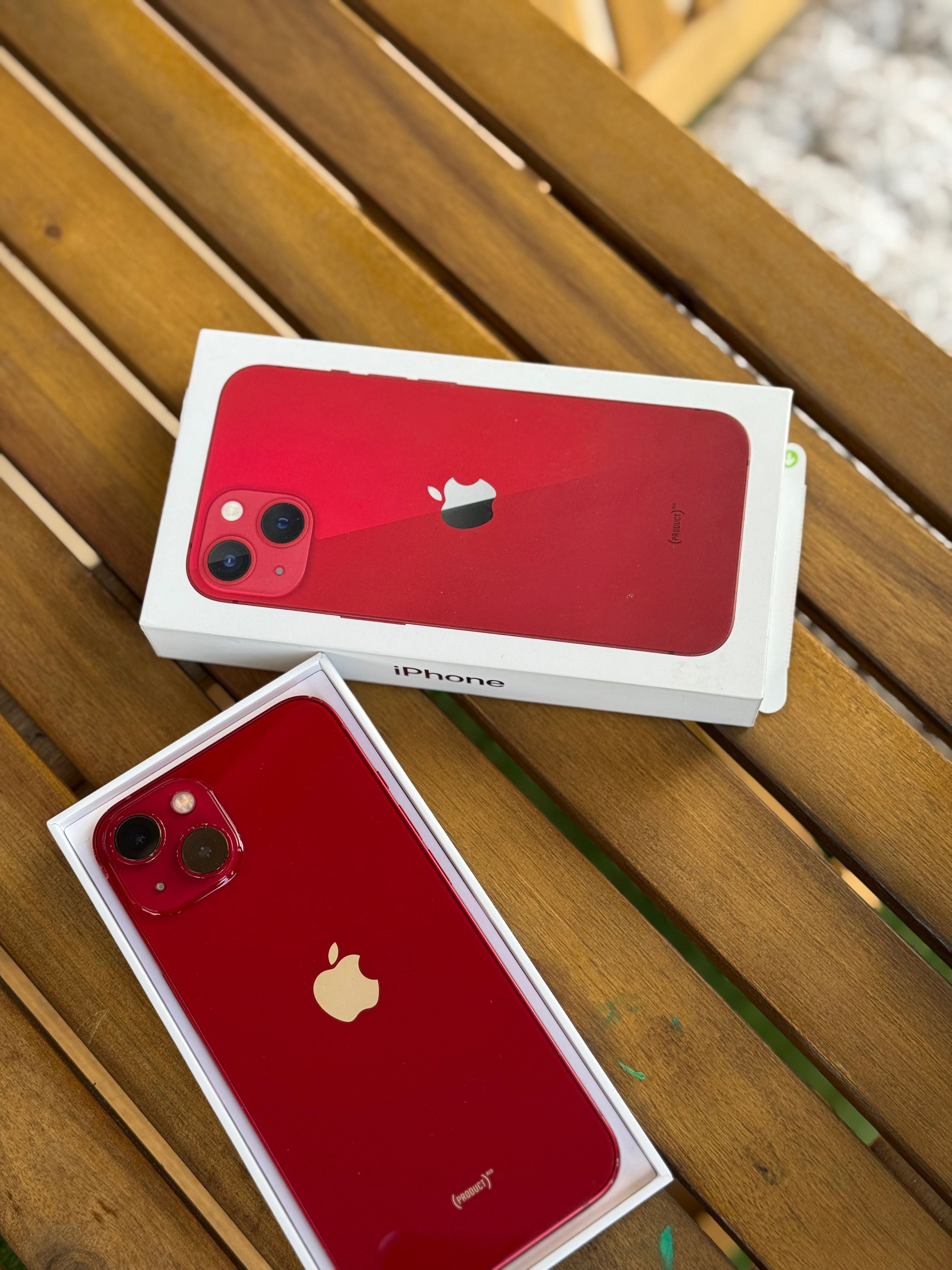 I phone 13 128 GB ,87 % батерия,отлично състояние