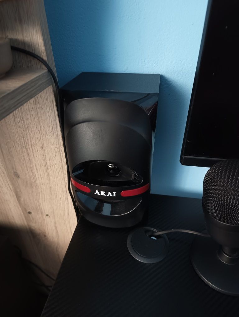 Vând boxe Akai 5.1