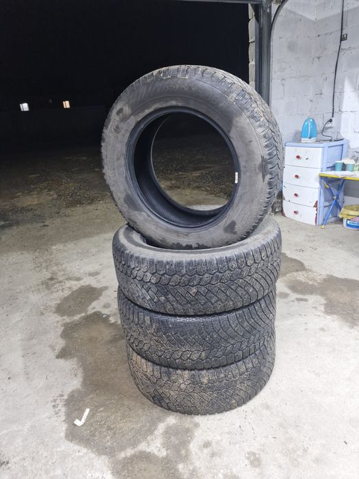 Резина комплекте на 265/60/18