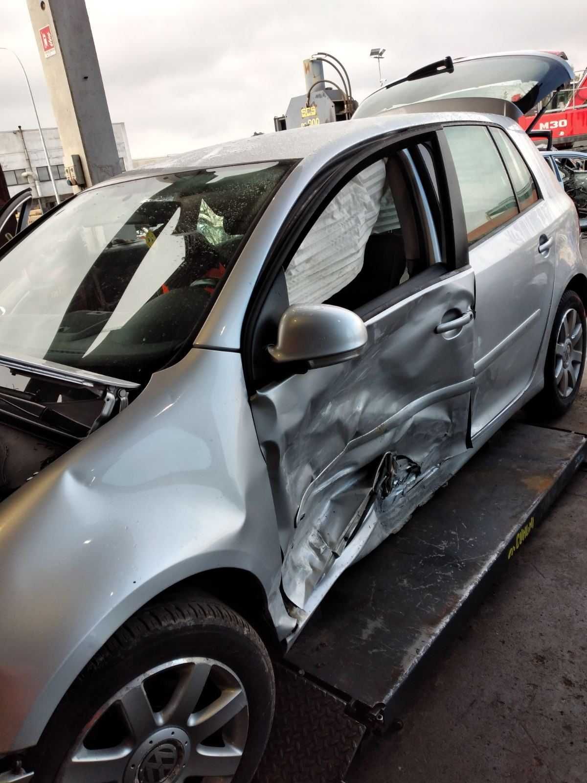 vw golf 5  1.6/1.6fsi/ 1.9/2.0tdi на части