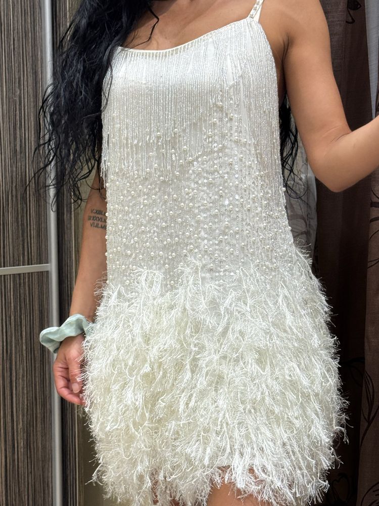 Рокля марка Asos
