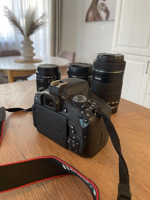 Canon 750D + 4 обектива