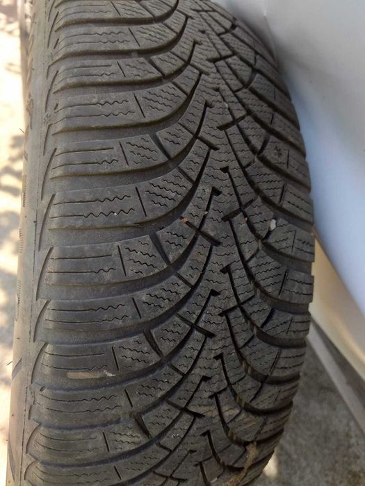 Vând anvelope de iarna  mărimea 205/60R16 92H M+S