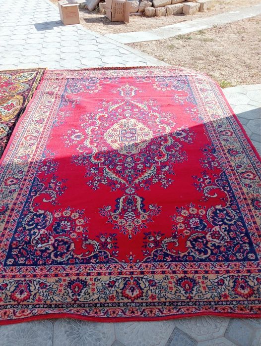 Продам ковры б/у