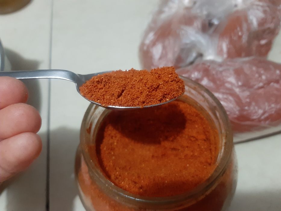 Проданам домашен червен пипер