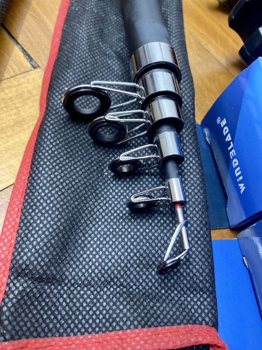 Set kit pescuit 4 mulinete , 4 lansete, 4 swingeri, 4 averizori . Prod
