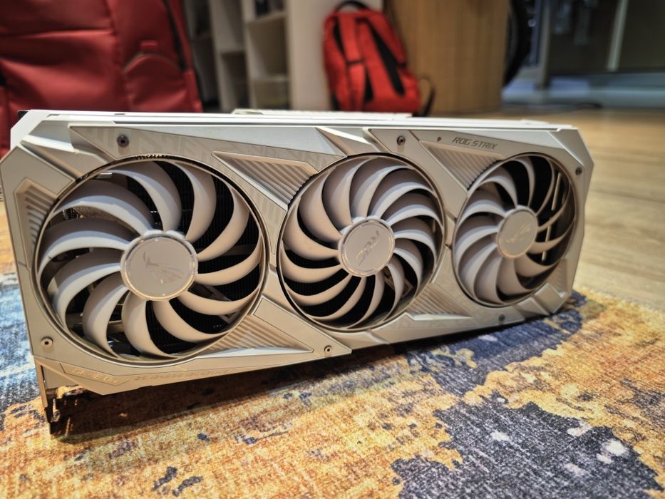 placa video Asus Strix rtx 3090 24gb