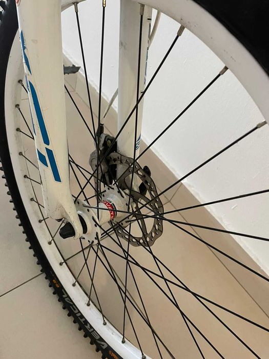 Bicicleta MTB Univega Ram 902