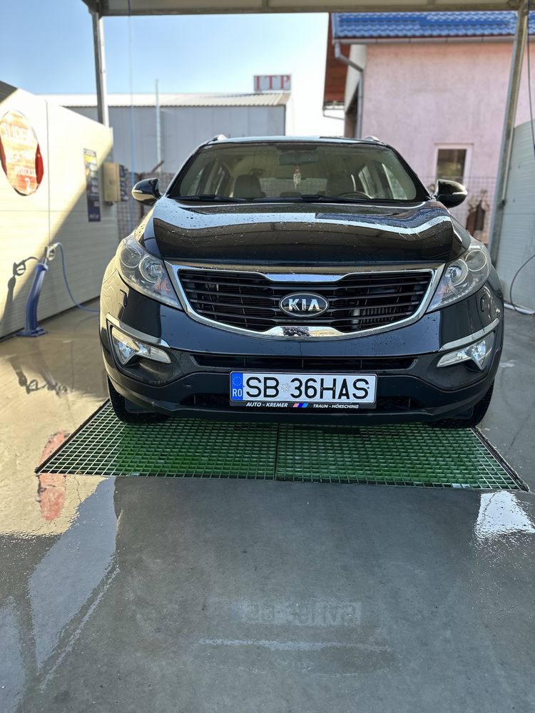 Vând Kia Sportage 136cp 2011 Automata