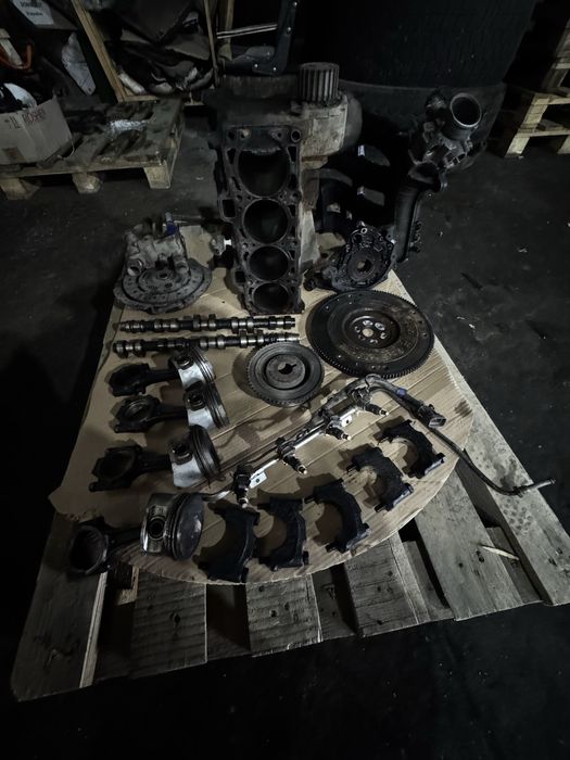 Продам запчасти ваз все что на фота