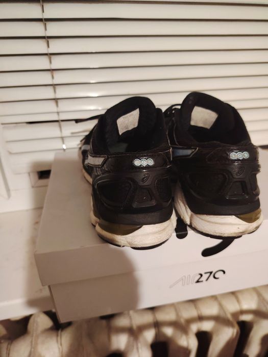 Спортни маратонки ASICS много запазени  размер на стелката 25,5 см