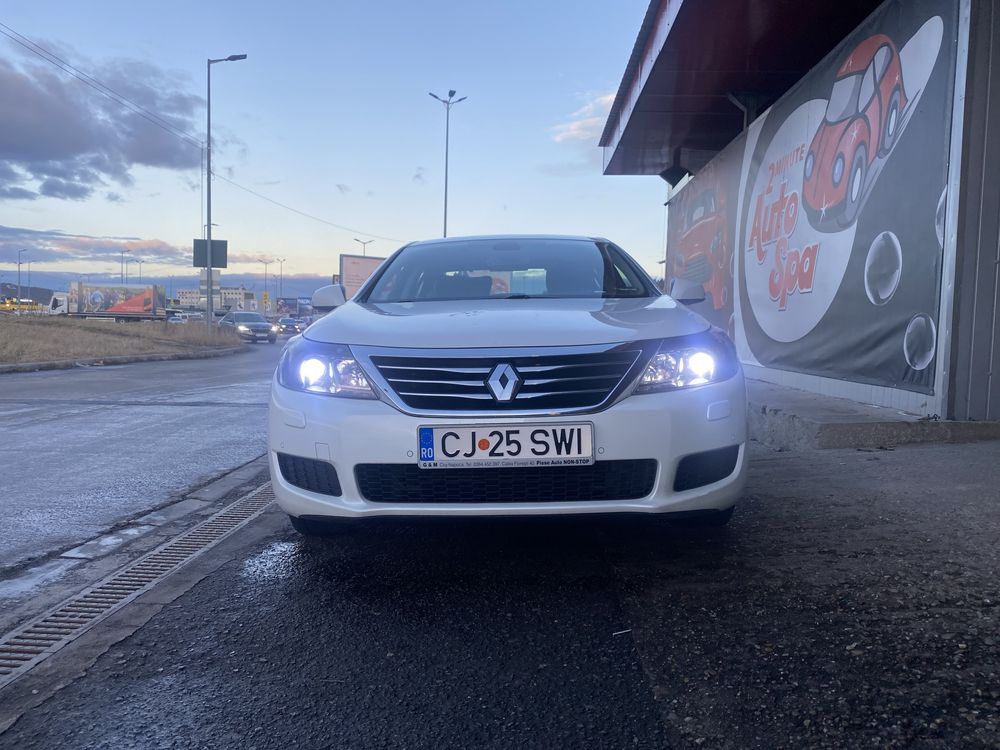 Renault Latitude 3.0 dci V6, 2011