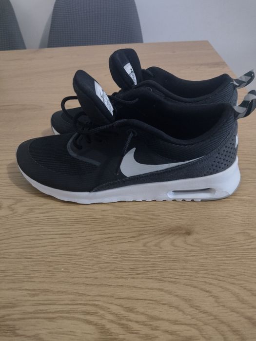 Adidasi Nike marimea 38