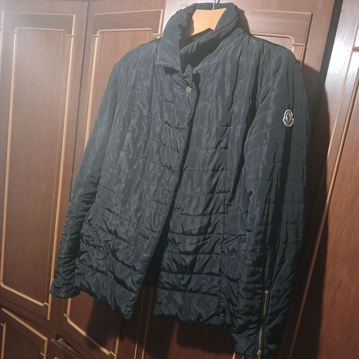 Куртка женская черная