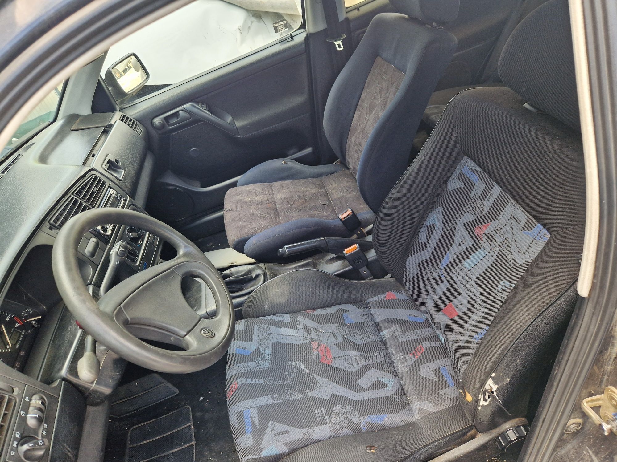 Golf 3 GTI (на части)