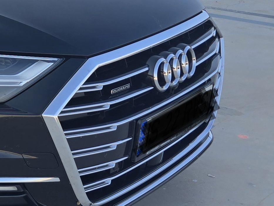 Audi A8 60TFSI quatro laser matrix plug-in hybrid 3.0 benzina