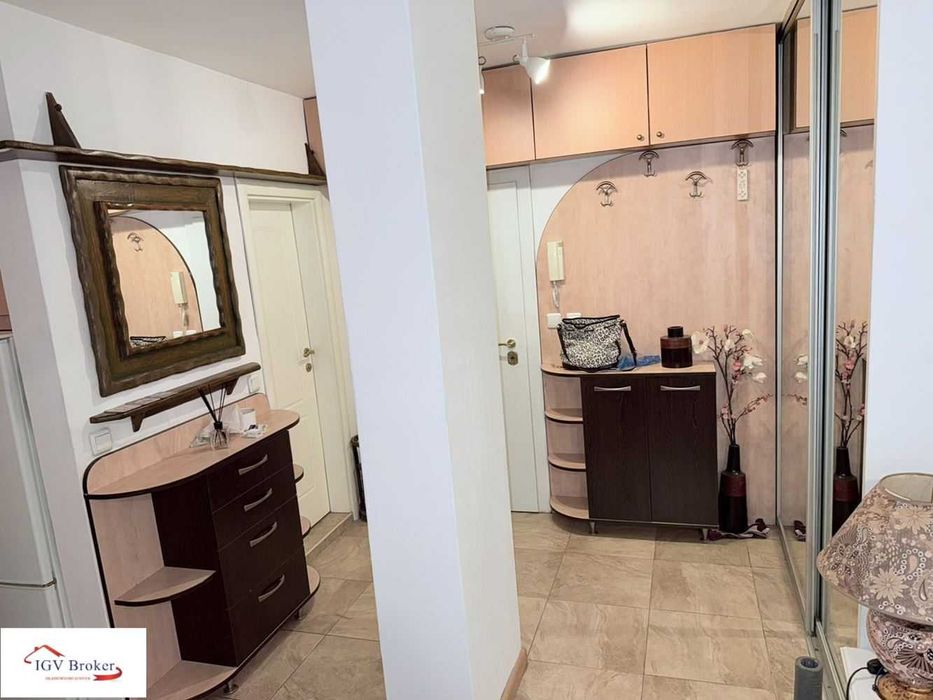 Дава се под наем Двустаен апартамент в София, Оборище - 70 кв.м за 600 € - Снимка #3