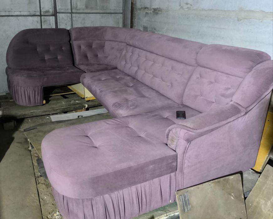 Продам диван возможен торг