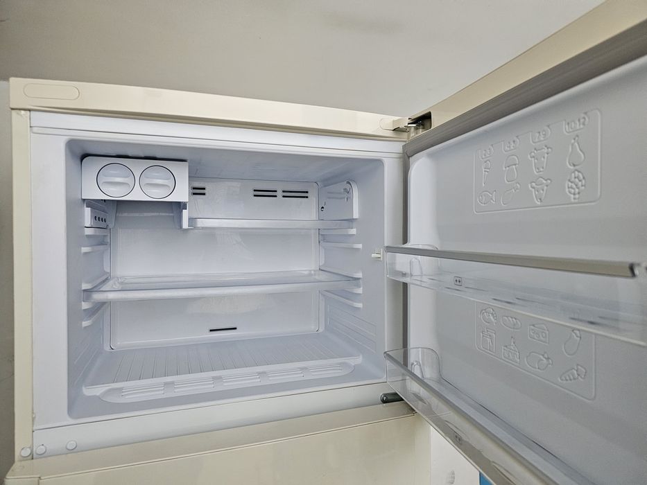 Combina frigorifica ARISTON