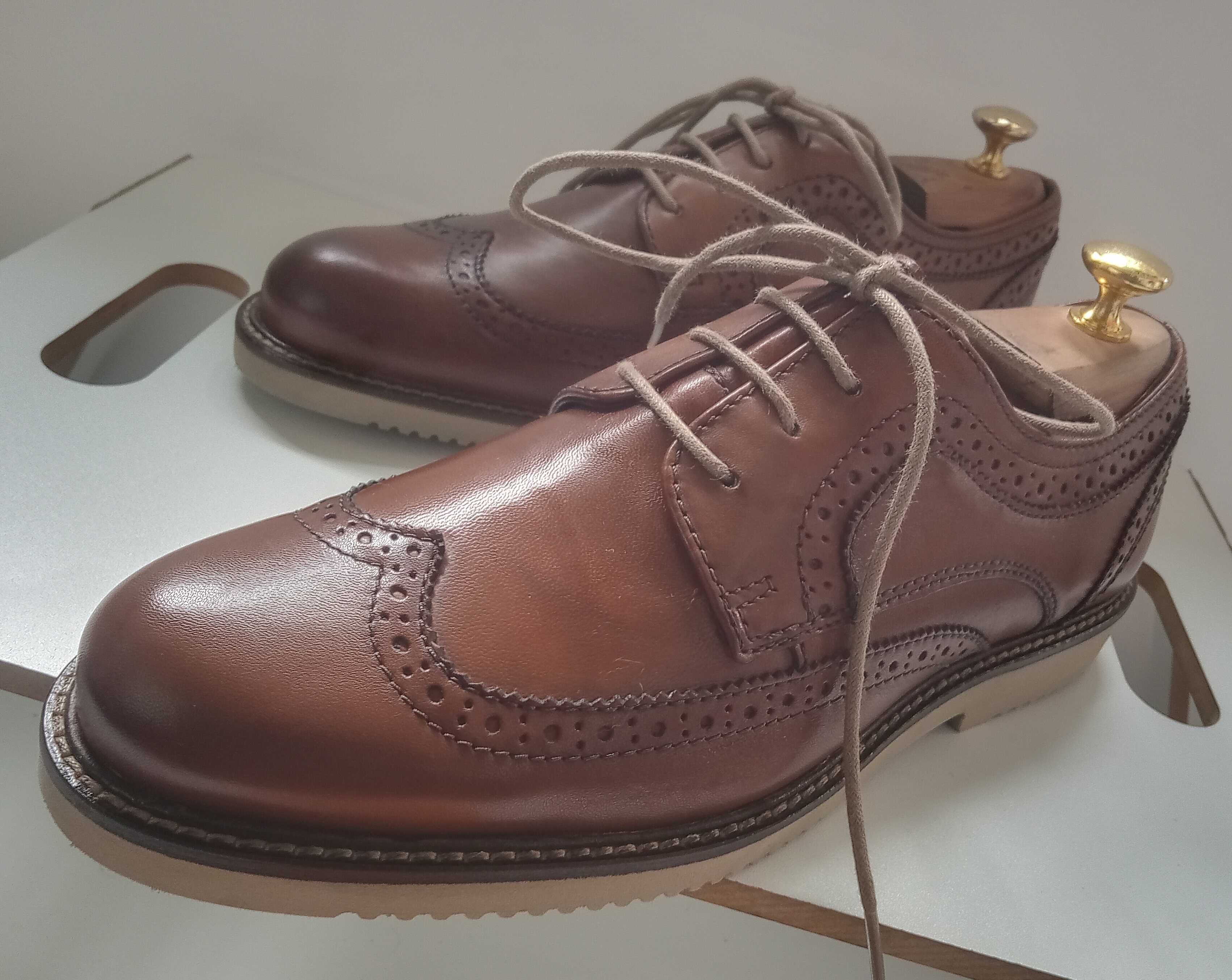 Pantofi derby wingtip Sapato & Ganini 39 piele naturala moale