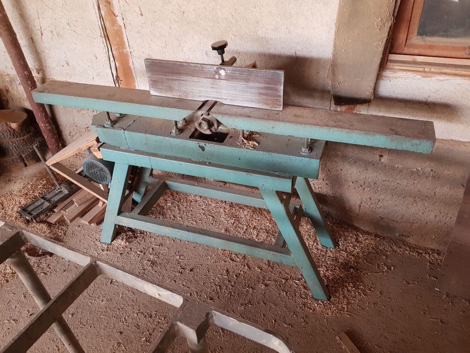 Абрихт за обработка на греди
