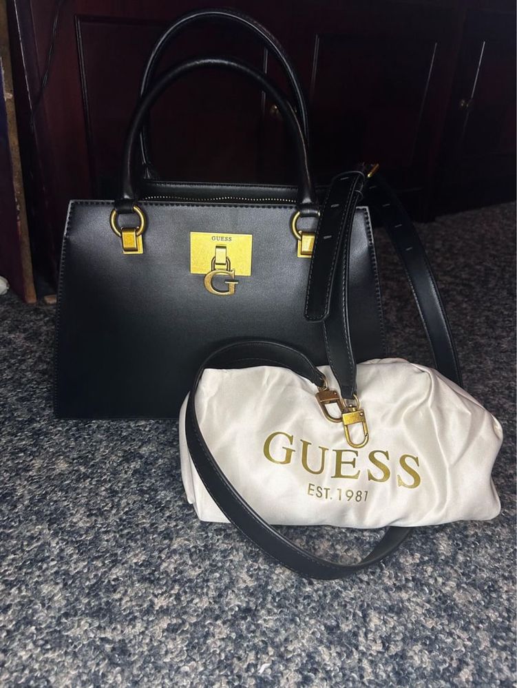 Чанта guess vintage