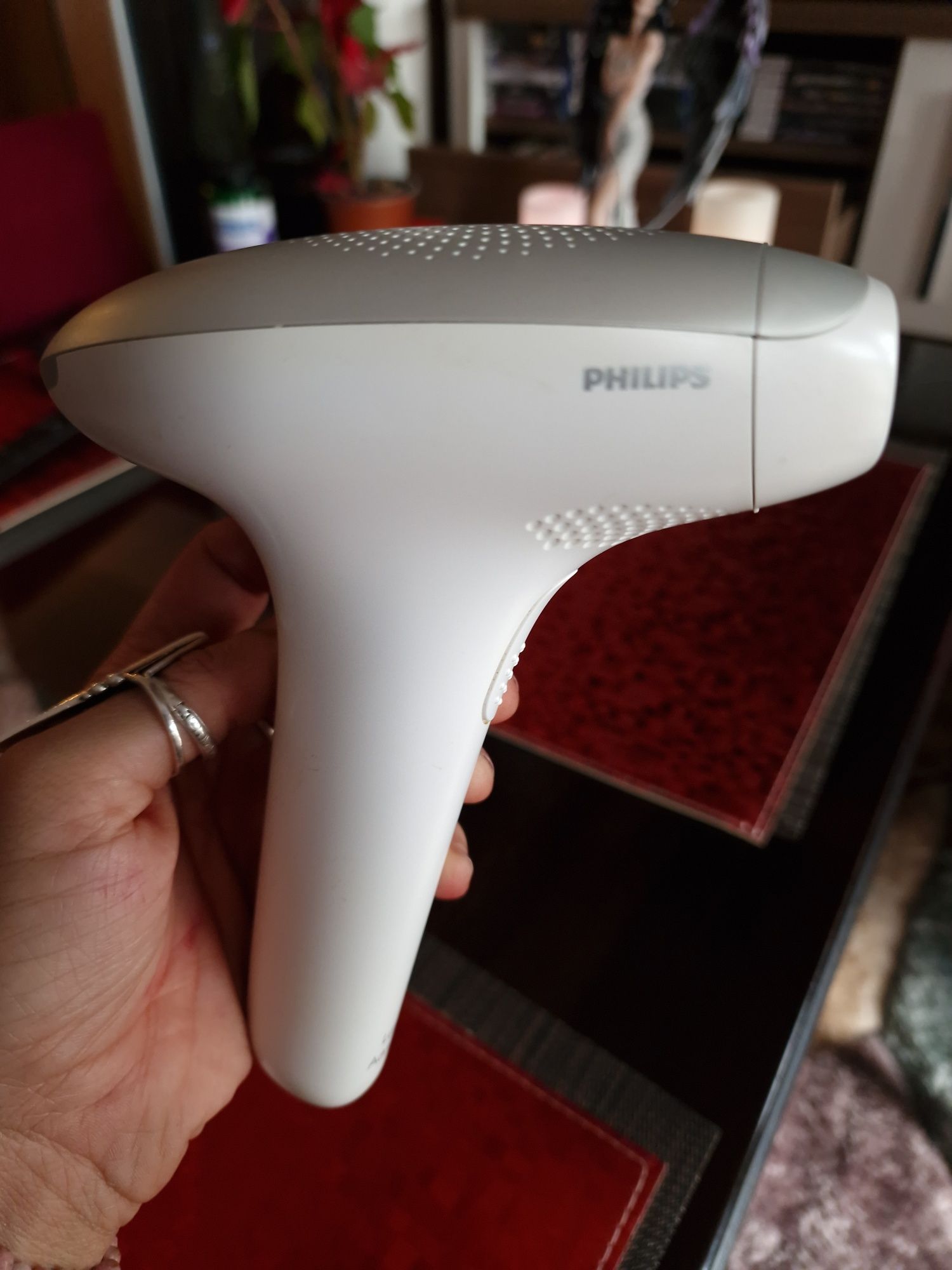 Фотоепилатор Philips