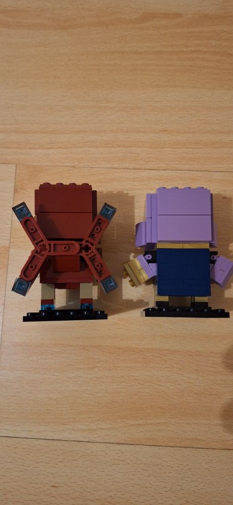 Lego brick headz Thanos si Iron man