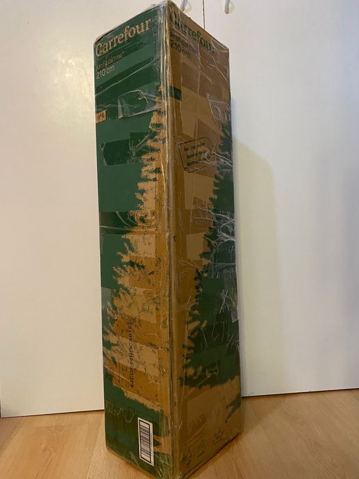 Brad artificial Craciun