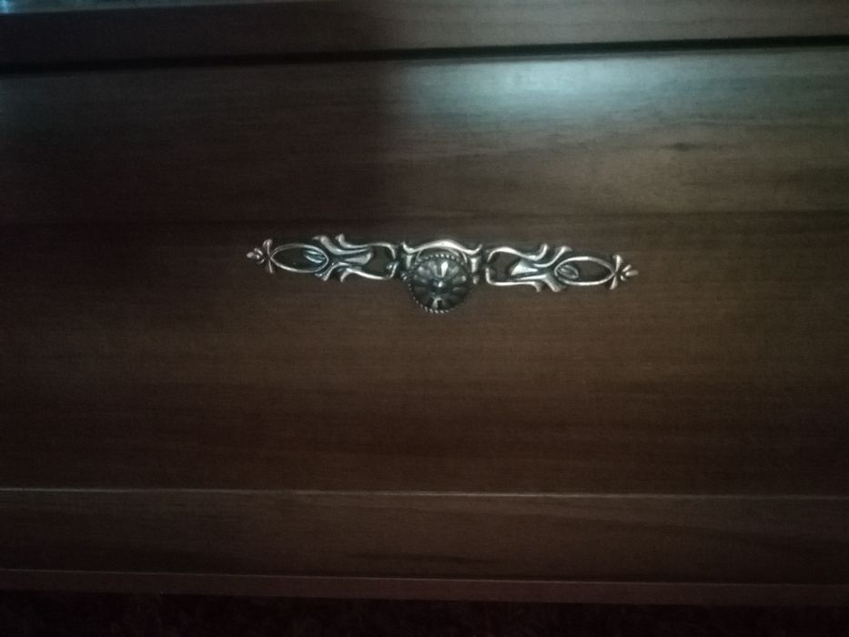 Продам мебель срочно