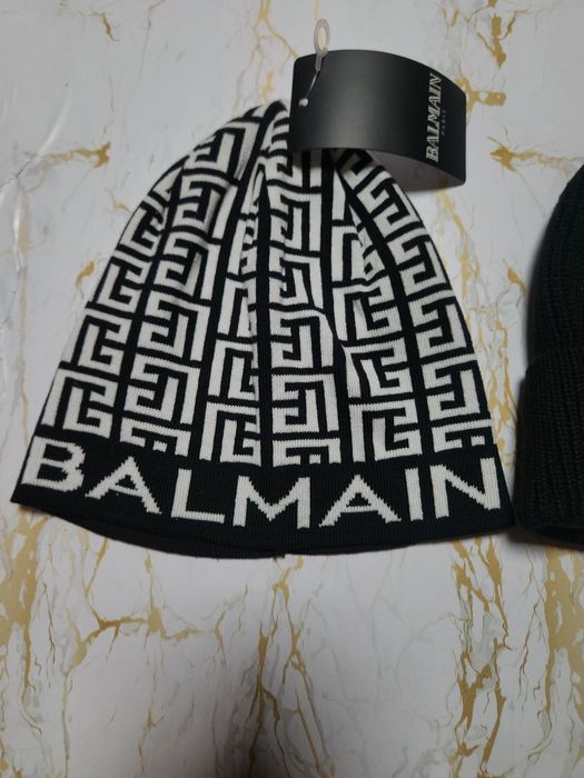 Зимни шапки намалени