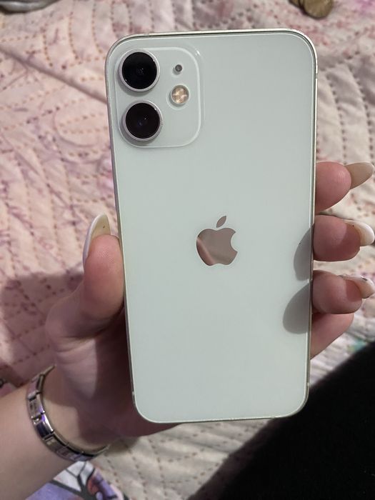 Iphone 12 mini зелен